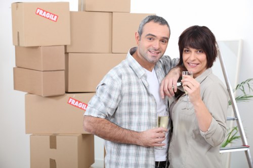 Efficient packing and moving services by experts in Crystal Palace